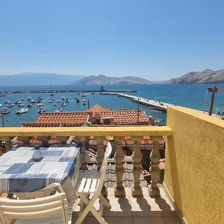 Apartment Igor With Balcony And Sea View Baška Eksteriør billede